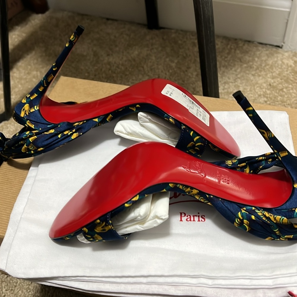 Christian Louboutin heels - Picture 3 of 4